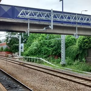 New earth wire at Salford Crescent 18/6/2018